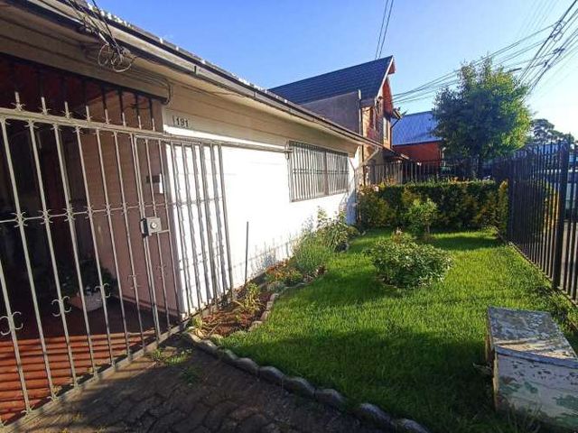 SE VENDE CASA EN CAMPOS DEPORTIVOS (96796)