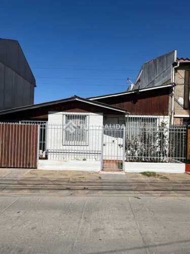 CASA av libertad / carlos aviles