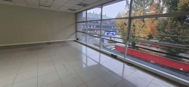 LOCAL COMERCIAL Centro