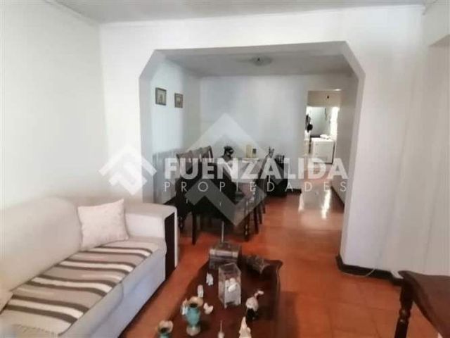 CASA José Domingo Gómez/ Pérez Román