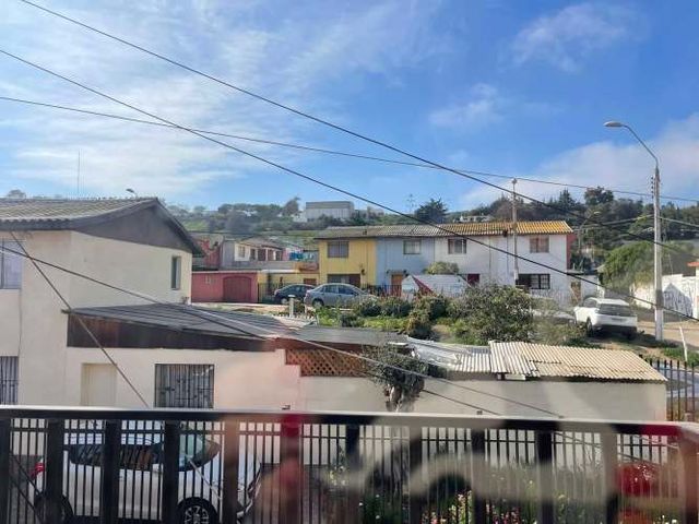 CASA 4D-1B REMODELADA SECTOR CENTRO LA SERENA (96987)