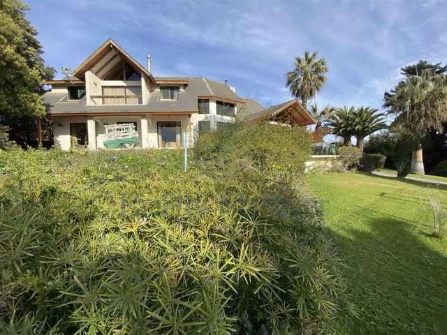 CASA Santa Mónica con