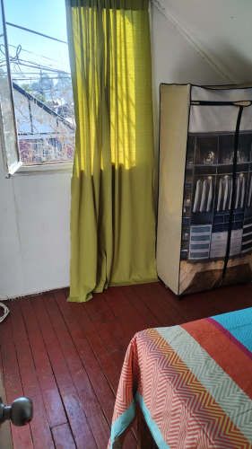 Arriendo Habitación 2° Piso Persona sola. Derecho estacionamiento - Interesado enviar WhatsApp