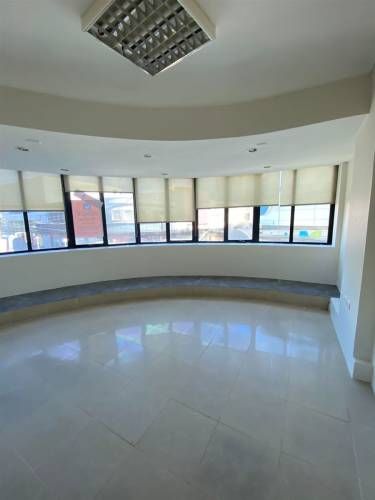 OFICINA ANIBAL PINTO 576