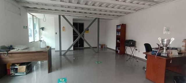 ARRIENDO CON COMPROMISO PROPIEDAD INDUSTRIAL (28214)