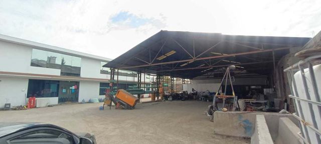 ARRIENDO CON COMPROMISO PROPIEDAD INDUSTRIAL (28214)