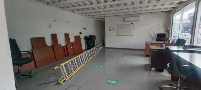 ARRIENDO CON COMPROMISO PROPIEDAD INDUSTRIAL (28214)