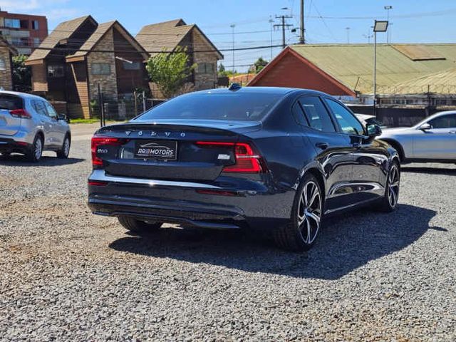 2023 VOLVO S60 Automotora RRMotors
