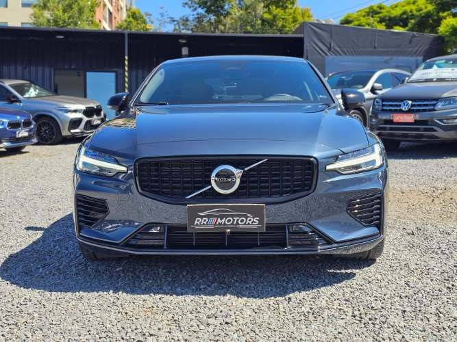 2023 VOLVO S60 Automotora RRMotors