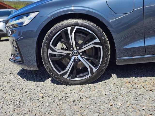 2023 VOLVO S60 Automotora RRMotors