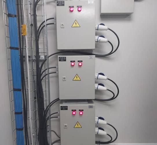 Técnico en Telecomunicaciones y CCTV