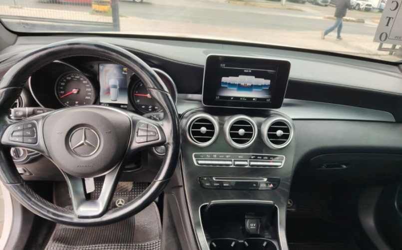 MERCEDES BENZ GLC 250D 2.1 FULL AUT. AÑO 2020