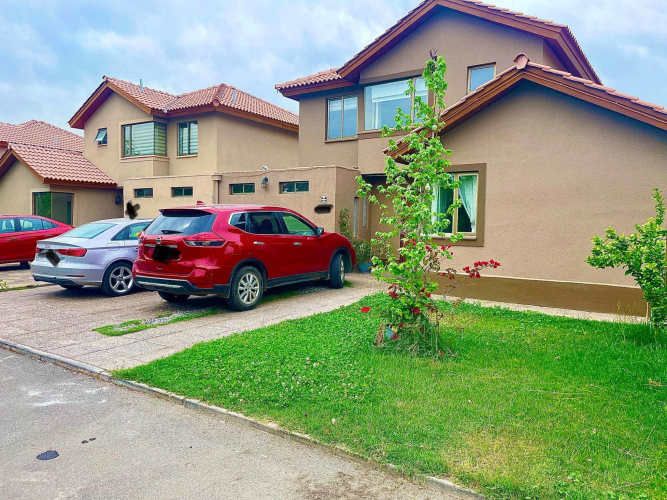 Se arrienda casa Remanso de Chicureo (97610)