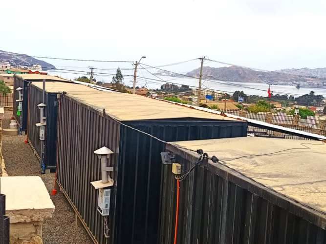 TERRENO CONSTRUCCION TERRENO DE 3298mt2 urbanizado con agua y luz Hermosa vista despejada a la Bahía de la Herradura, con 10 departamentos amoblados para arriendo.