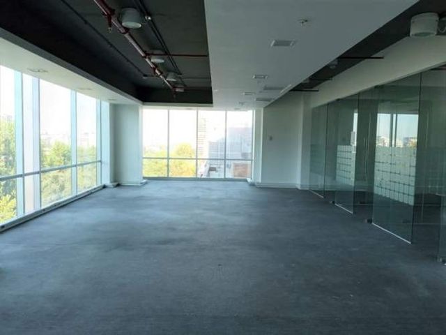 OFICINA Torres del Parque/ Cerro Colorado