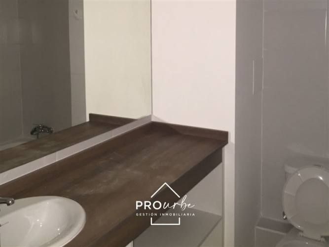 DEPARTAMENTO Calle Rosas, cerca teatro Teletón