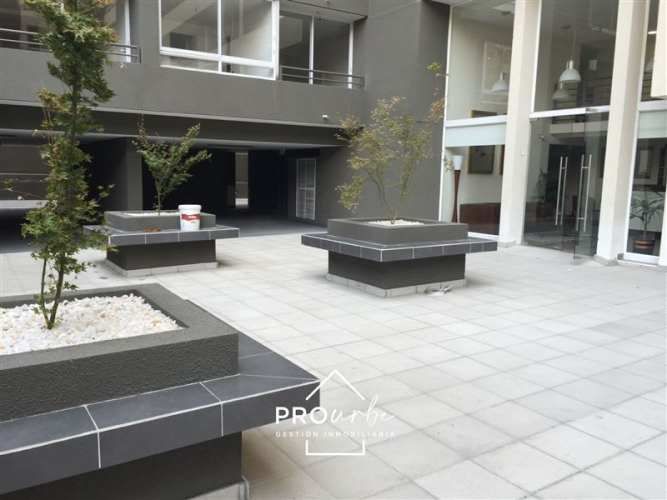 DEPARTAMENTO Calle Rosas, cerca teatro Teletón