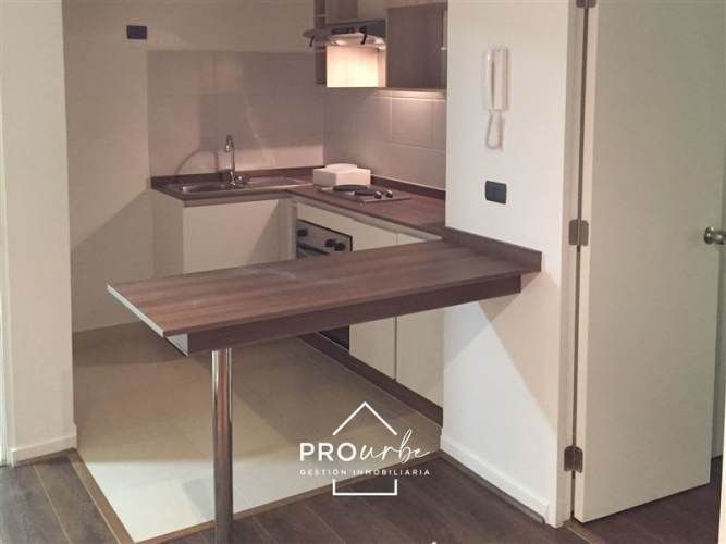 DEPARTAMENTO Calle Rosas, cerca teatro Teletón