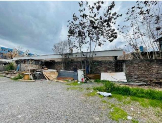 SITIO Entre calle Yungay y Av. Mapocho