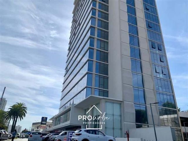 OFICINA A una cuadra del Jumbo de Concón en stripcenter