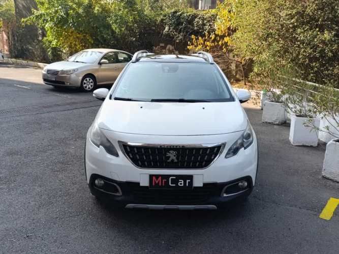 PEUGEOT 2008 2017