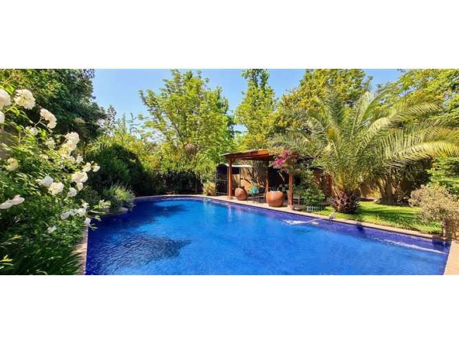 Casa En Venta En Lo Barnechea