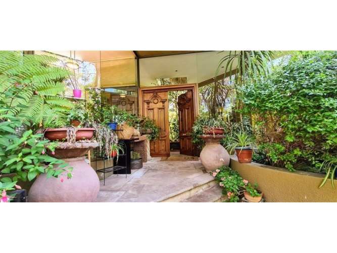 Casa En Venta En Lo Barnechea