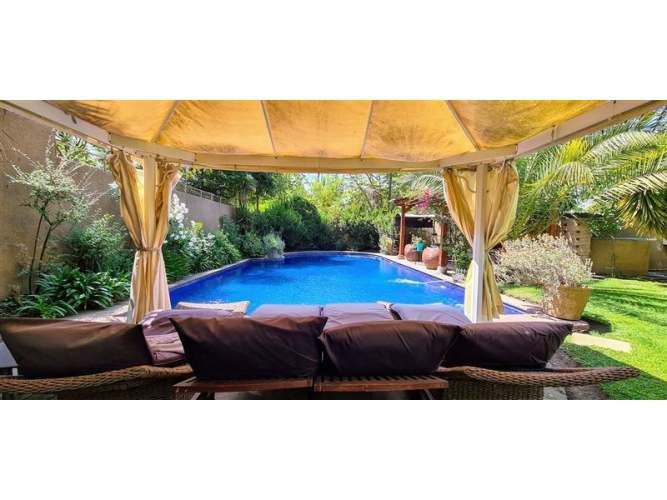 Casa En Venta En Lo Barnechea