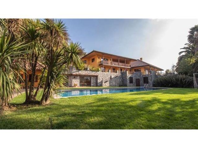 Casa En Venta En Lo Barnechea