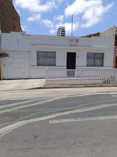 Vende Casa Sector Avenida Brasil (496 m2)