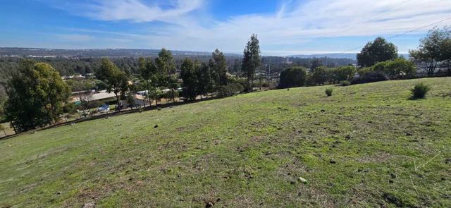 Fuerte Aguayo, comunidad Los Peumos