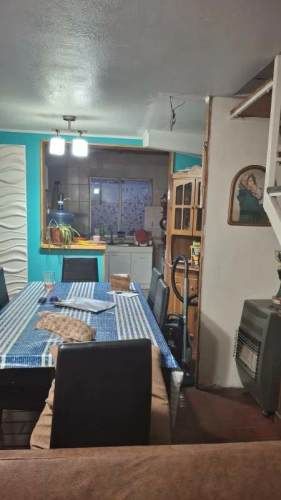 Casa amplia y acogedora en pasaje cerrado ¡No la dejes escapar!