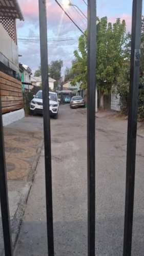 Casa amplia y acogedora en pasaje cerrado ¡No la dejes escapar!