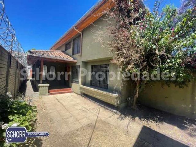 CASA Casa con oficinas a pasos del centro de Talca