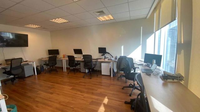 Oficina Moderna, Full Servicios y ubicación (98021)