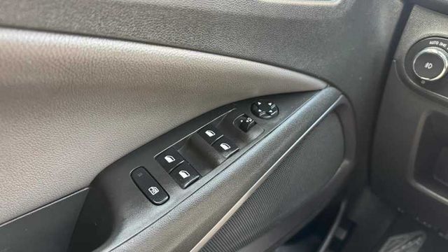 Opel Crossland X 1.2T Enjoy FWD AT6 5P	 (2020)