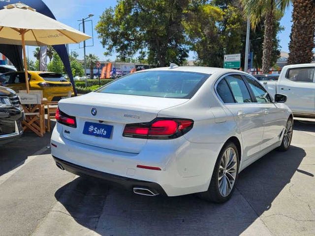 BMW 520 2022