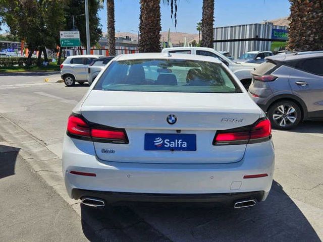 BMW 520 2022