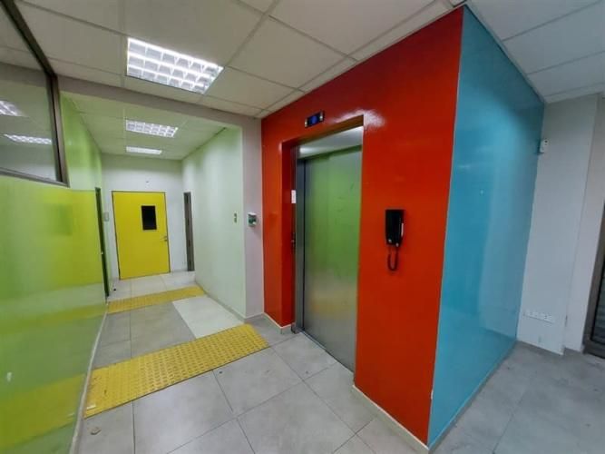 LOCAL COMERCIAL FREIRE 1093