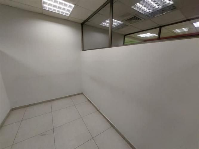 LOCAL COMERCIAL FREIRE 1093