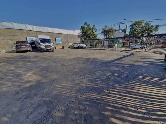 LOCAL COMERCIAL Manuel de amarat 1676m2