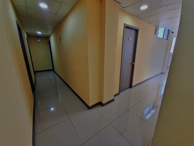 LOCAL COMERCIAL Manuel de amarat 1676m2