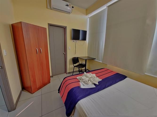 LOCAL COMERCIAL Manuel de amarat 1676m2