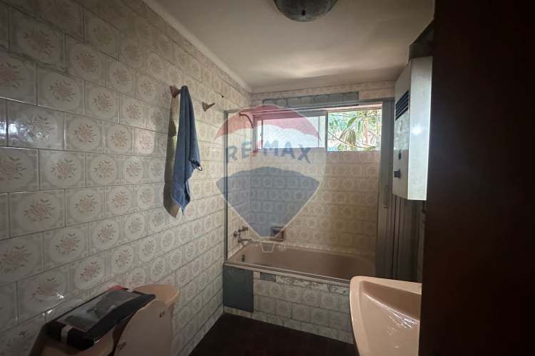 Propiedad uso mixto, gran terreno - rebajada