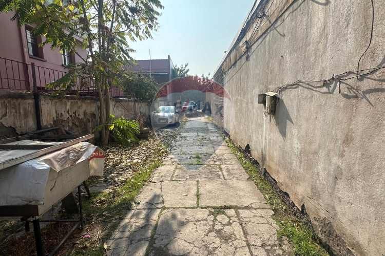 Propiedad uso mixto, gran terreno - rebajada