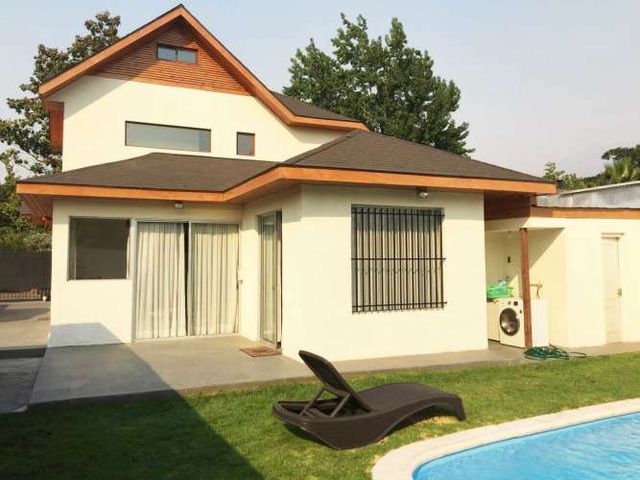 LINDA CASA CON PISCINA Y QUINCHO (98466)