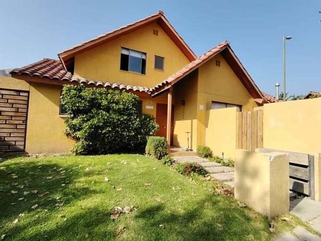 CASA Condominio La Sierra de Chicureo