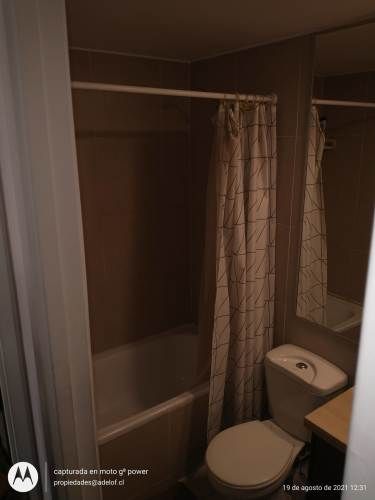 Estación Central arriendo departamento 2 dormitorios 1 baño, Estacionamiento