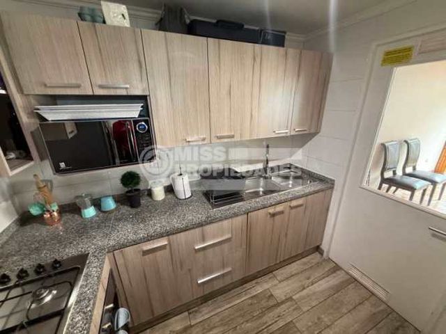 SE VENDE CASA EN CONDOMINIO MIÑIQUES