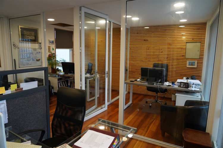 LOCAL COMERCIAL Avenida Errazuriz